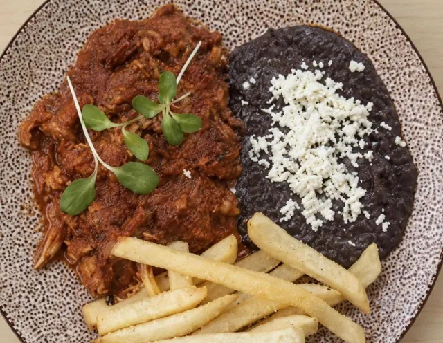 Bistec ranchero de res
